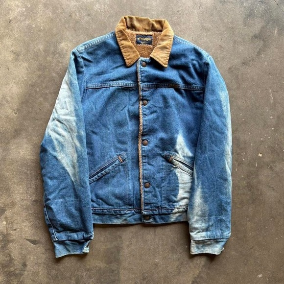 Vintage 1970s Fur Lined Sun faded denim wrangler jacket